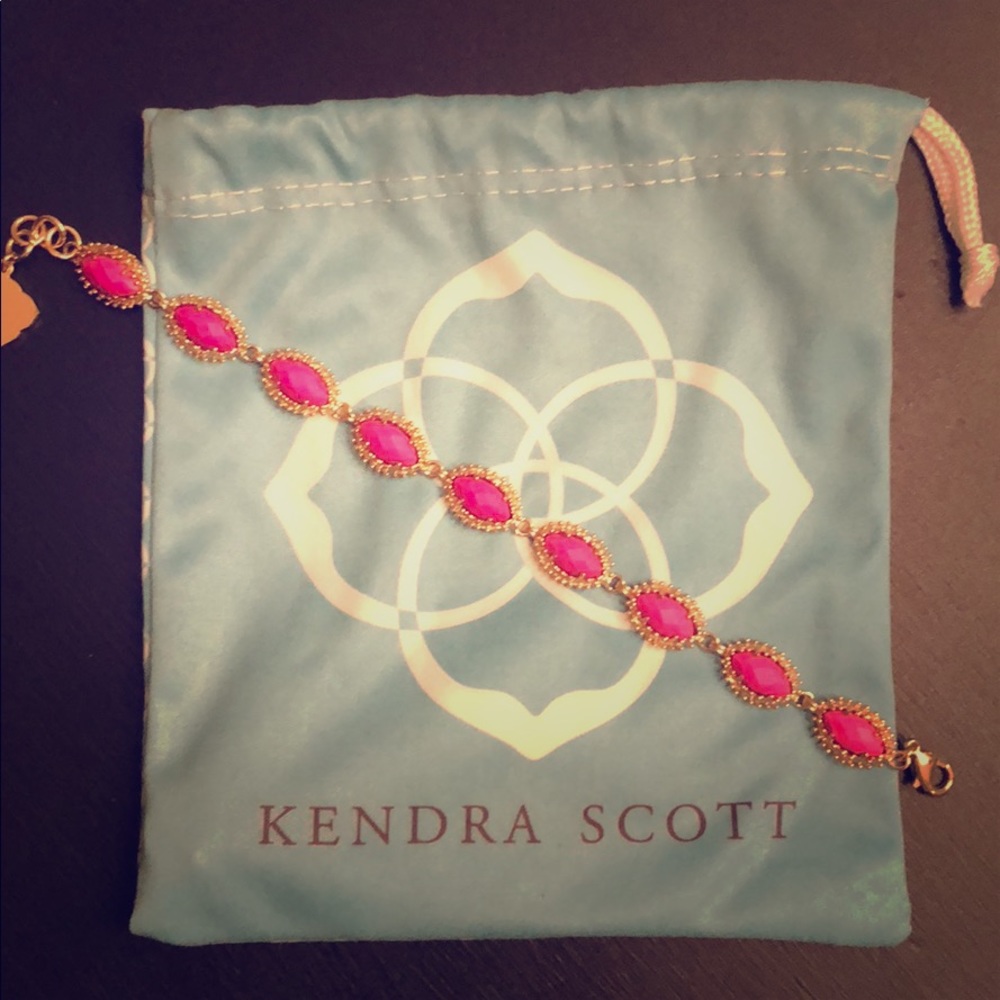 Kendra Scott pink bracelet